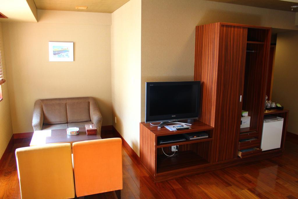 Hotel Saika Fujisawa Eksteriør bilde