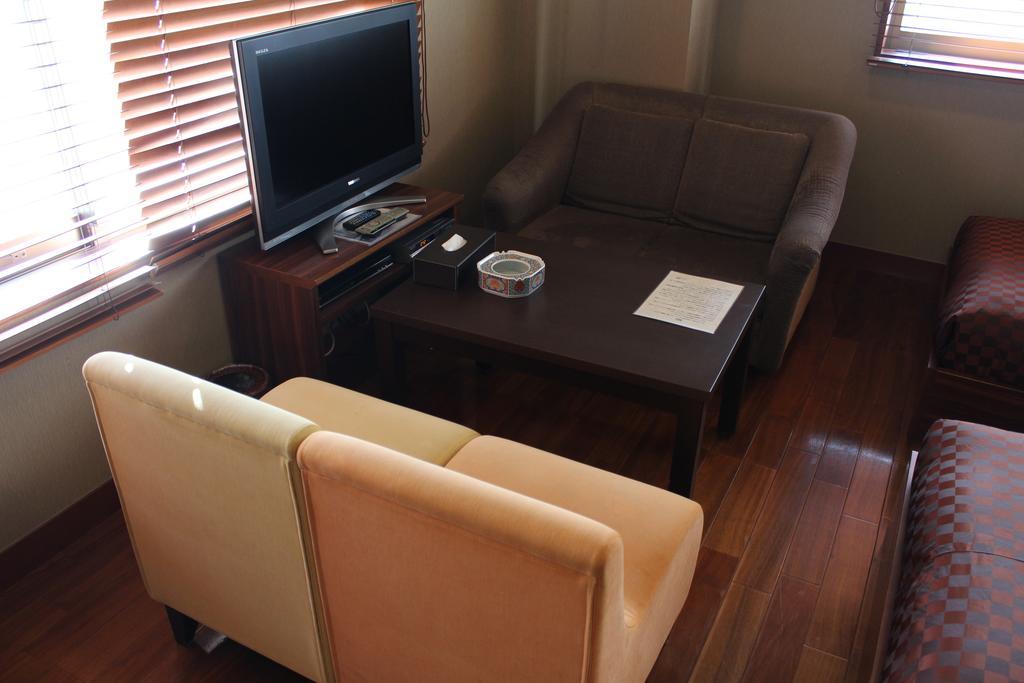 Hotel Saika Fujisawa Eksteriør bilde